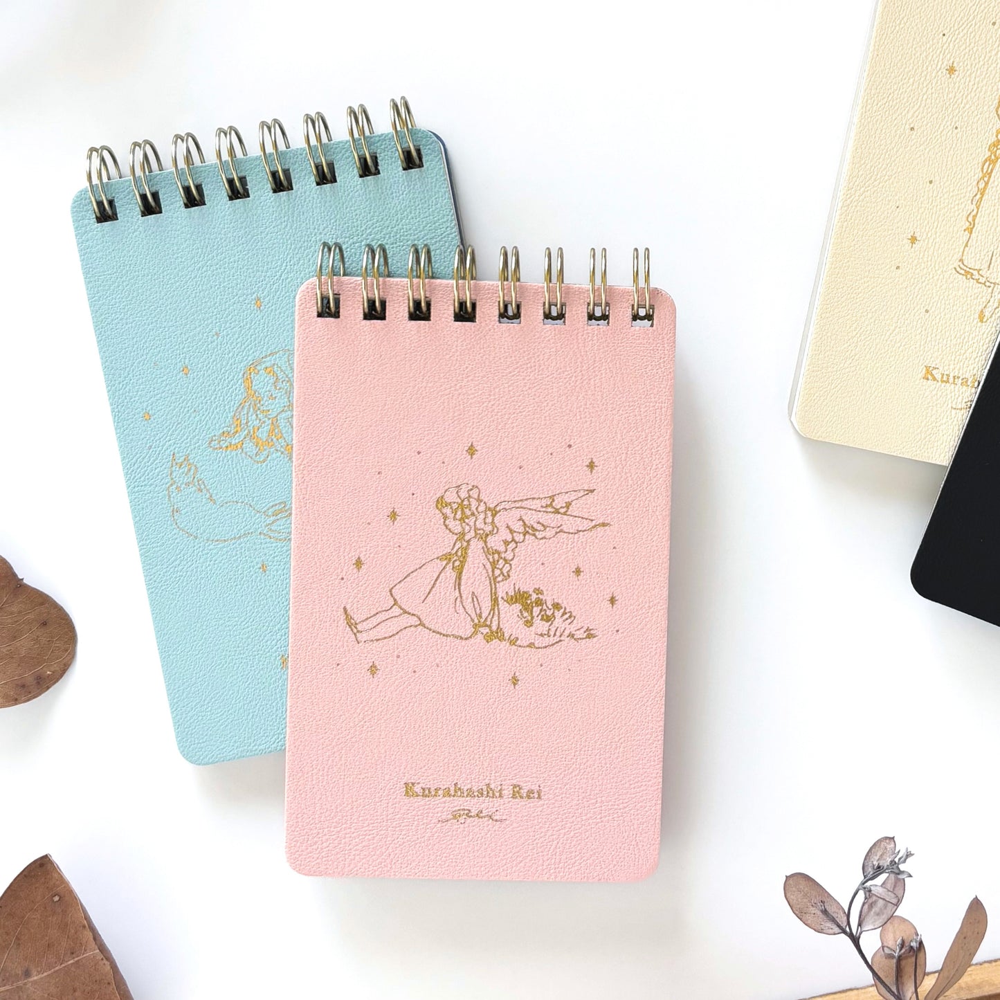 Rei Kurahashi / Foil-Stamped Ring Memo Pad - Friends