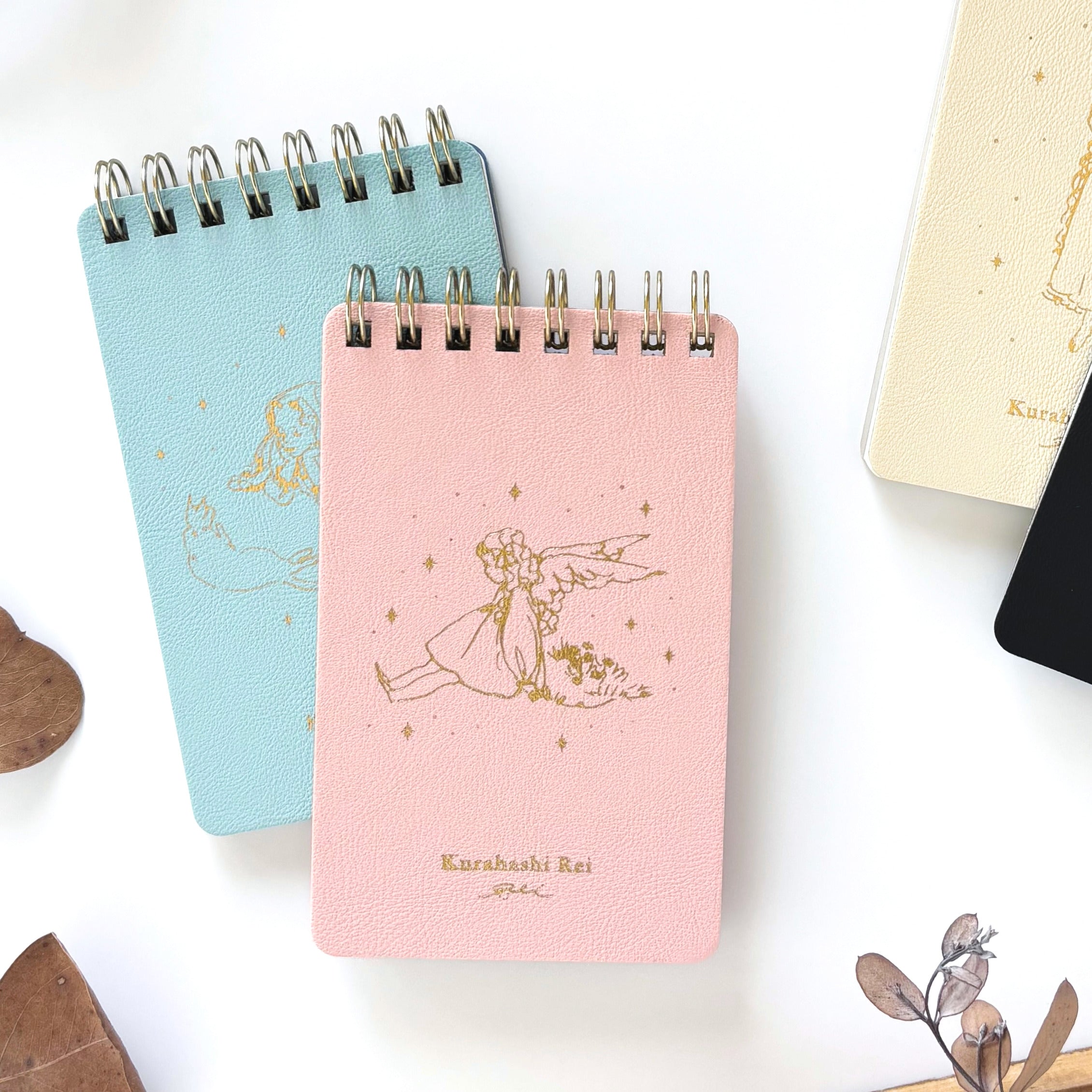 Rei Kurahashi / Foil-Stamped Ring Memo Pad - Take a rest