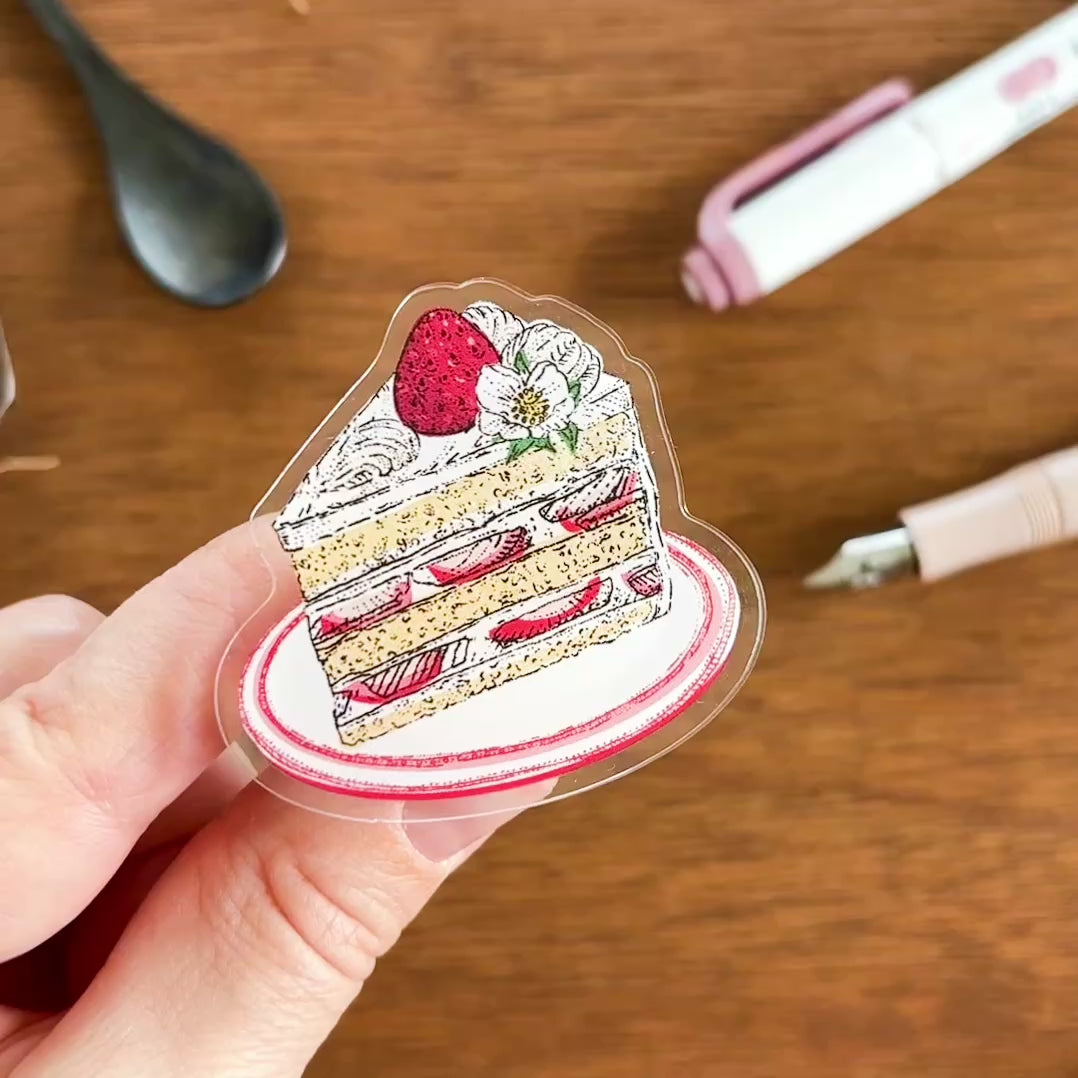 Load video: Aya Inoue / Rotating Paper Clip - Cake