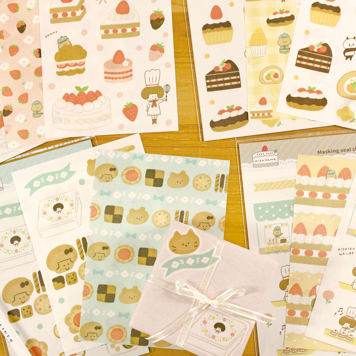 mizutama / Deco Stickers Set - Yummy Cakes (2 sheets)