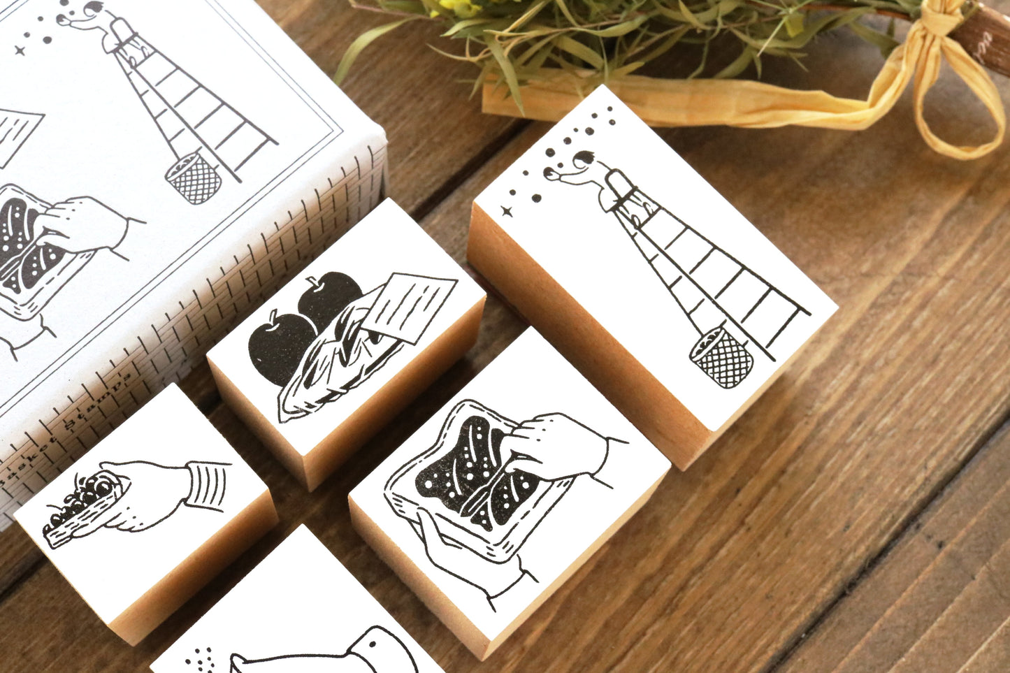 Rakui Hana Rubber Stamps Set - Fruit Basket