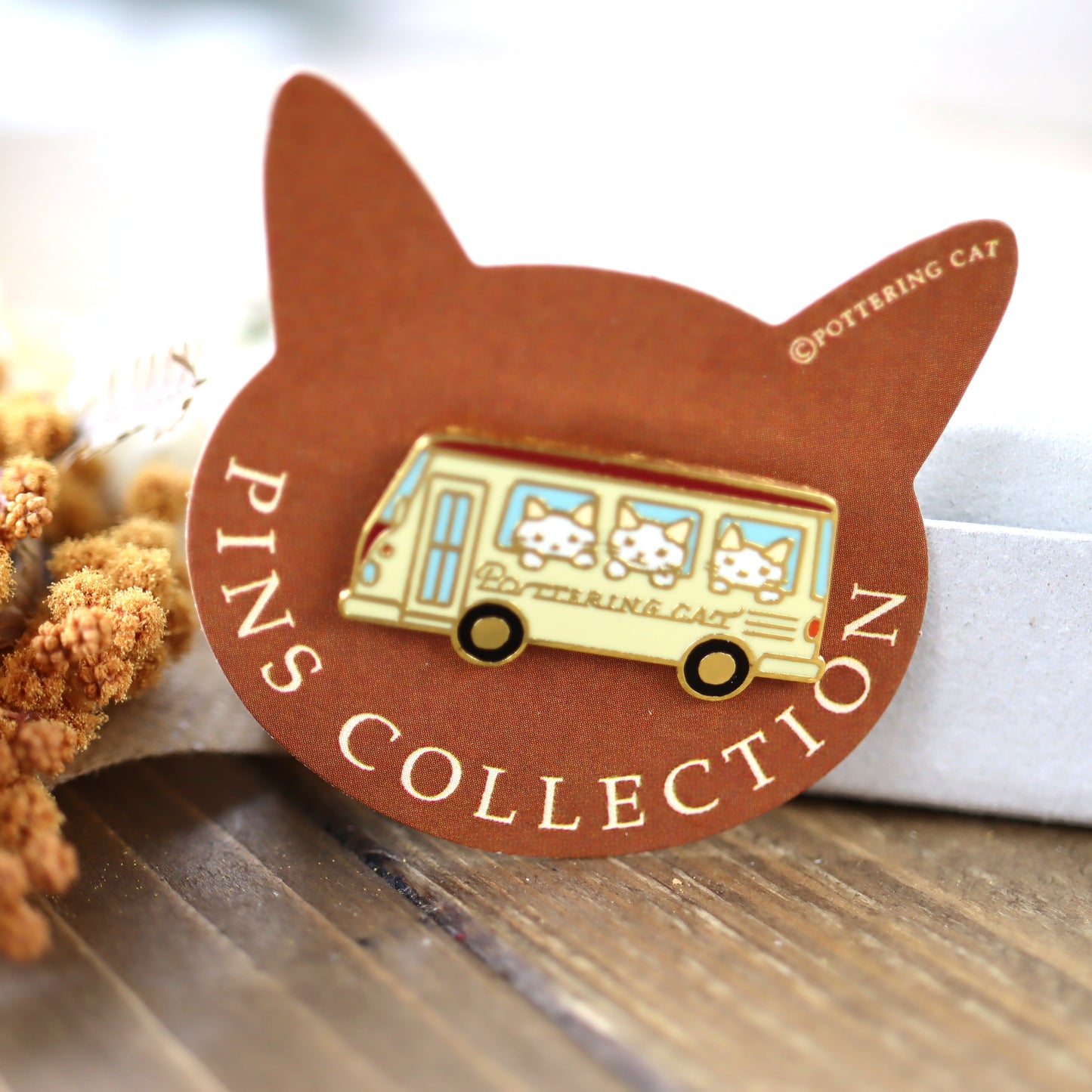 Pottering Cat Cat Pin - Road Trip