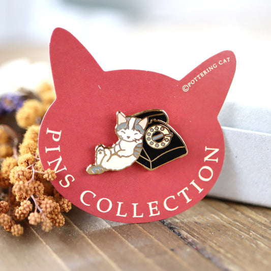 Pottering Cat / Cat Pin - Waiting for a Call