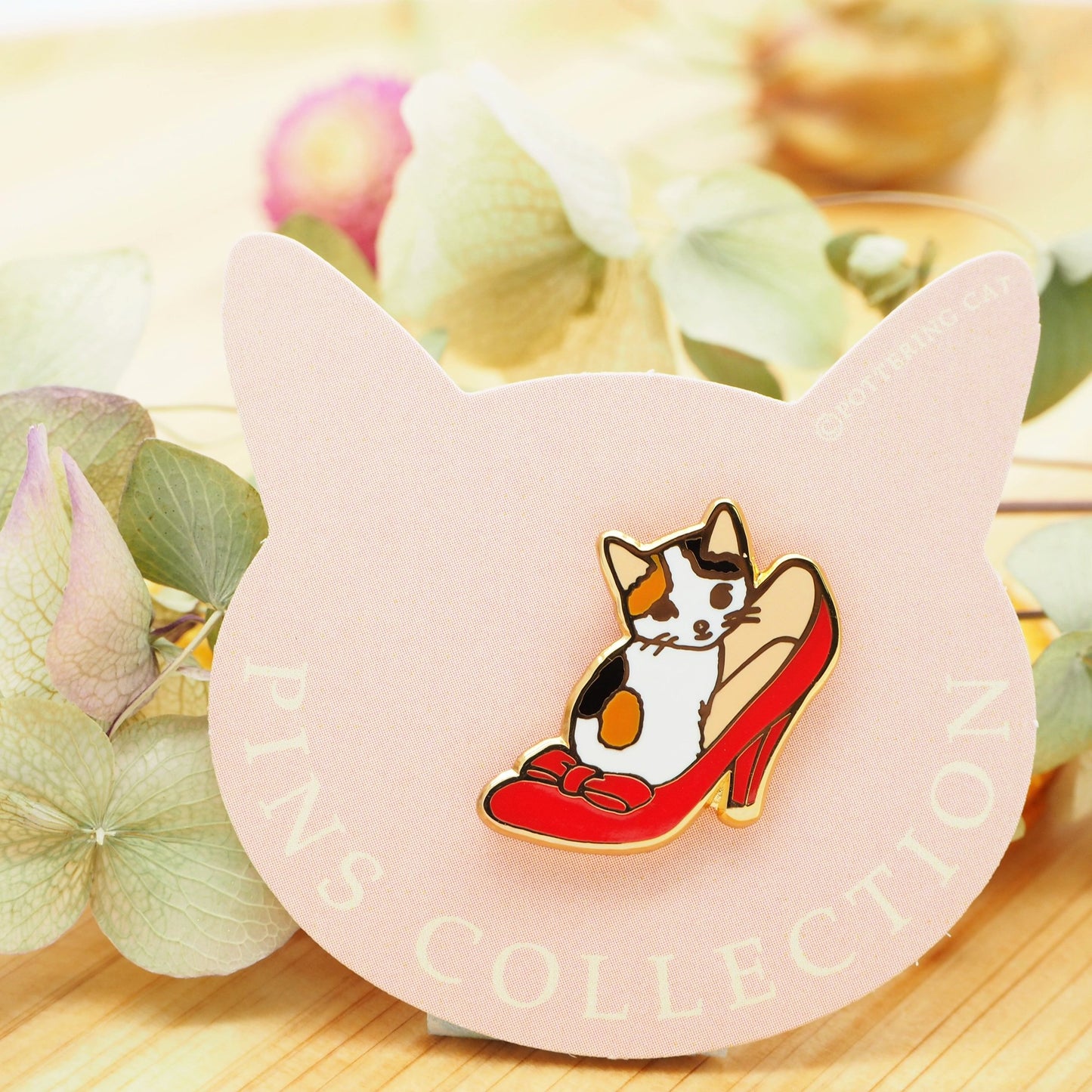 Pottering Cat Cat Pin - In a Shoe