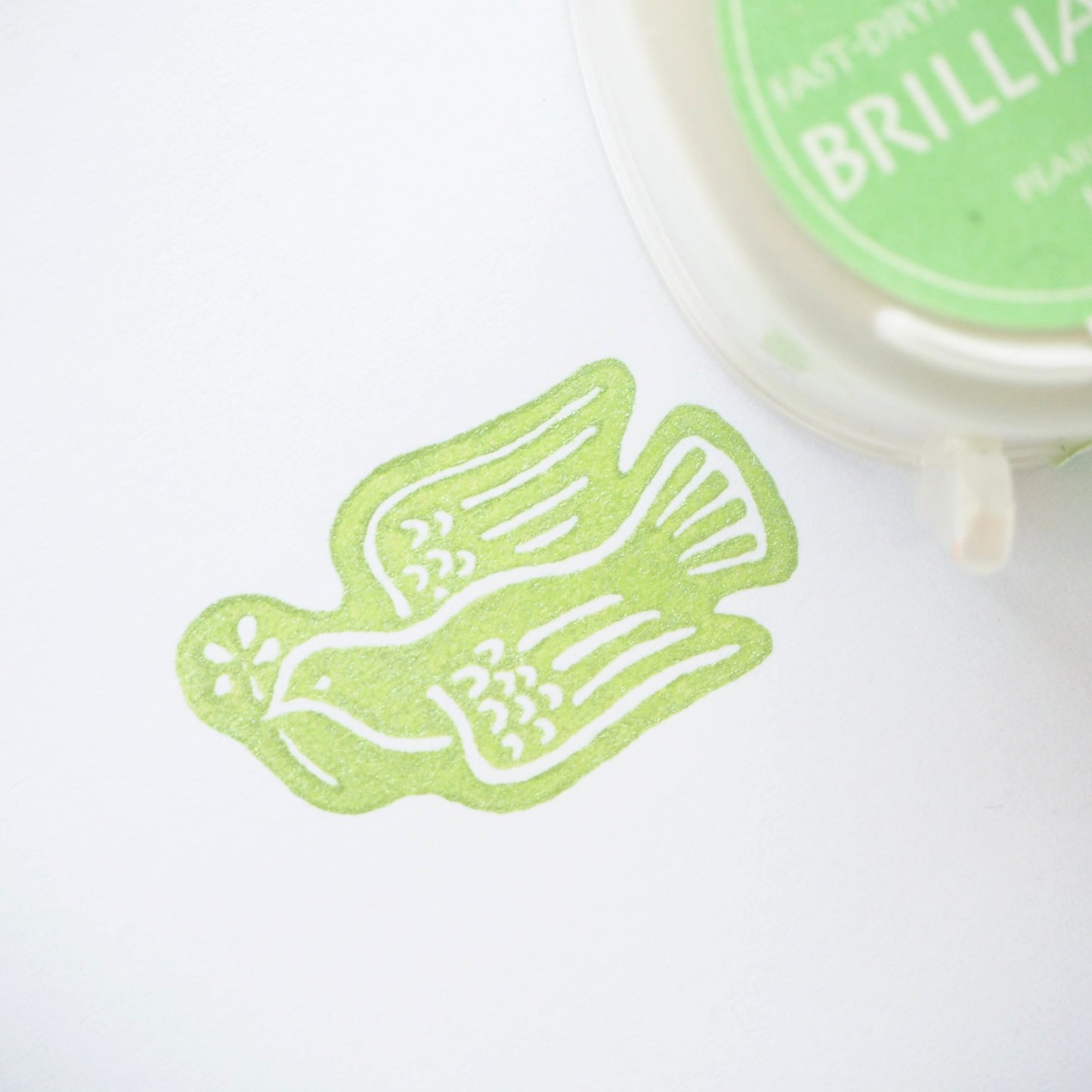 Brilliance Stamp Ink - Pearlescent Lime