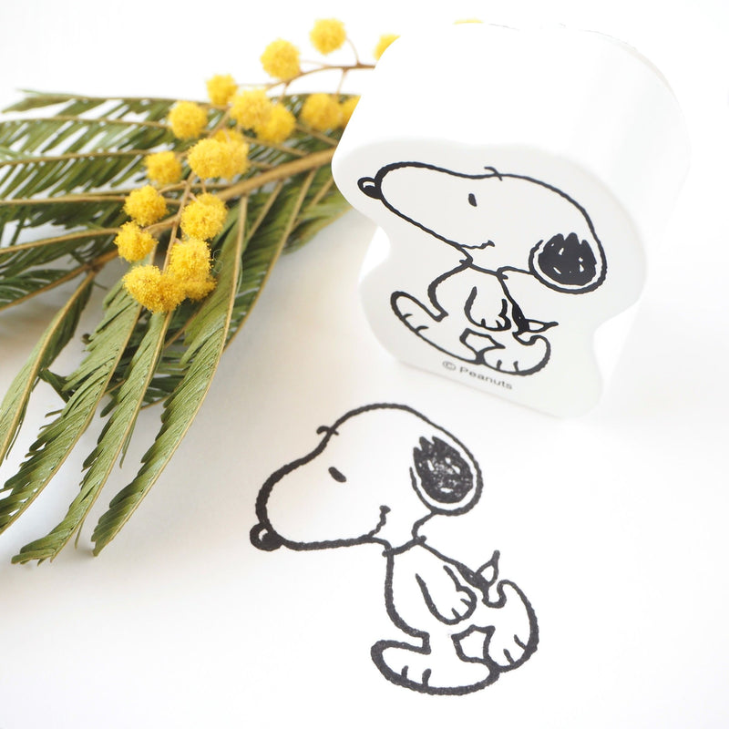 Snoopy Stamp - Walking
